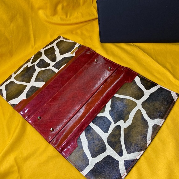 Miche classic “Jayma” shell only. Red and giraffe print. - Picture 3 of 3